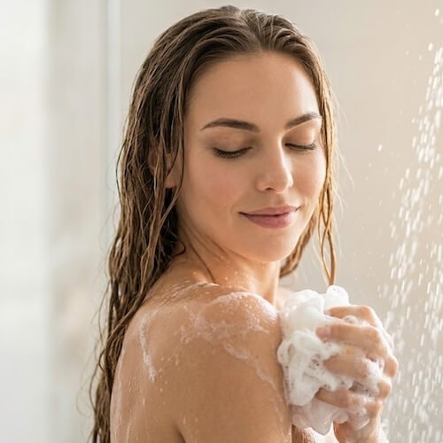 TOP 5 Meilleurs Gel Douche pour les Peaux Sèche, Sensible & Eczéma